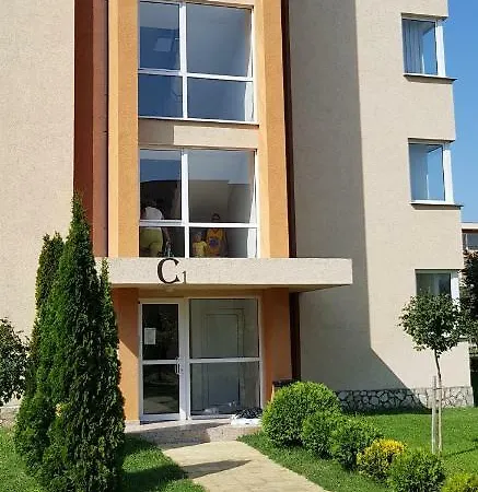Private In Orchid Garden Fort Club Apartment *